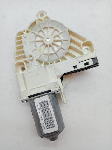 LR015451 LAND ROVER Мотор стеклоподъемника двери передней левой купить в Черновцы
