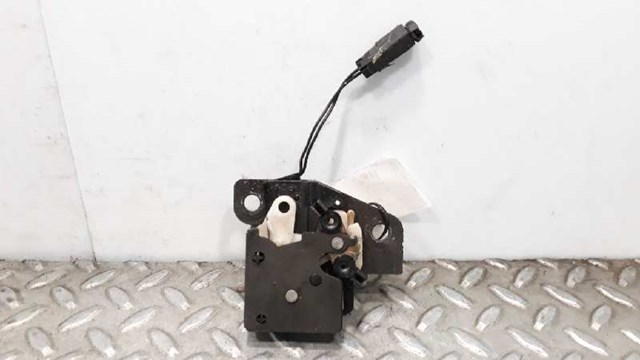 Fecho de tampa de porta-malas (de 3ª/5ª porta traseira) Land Rover Range Rover L320