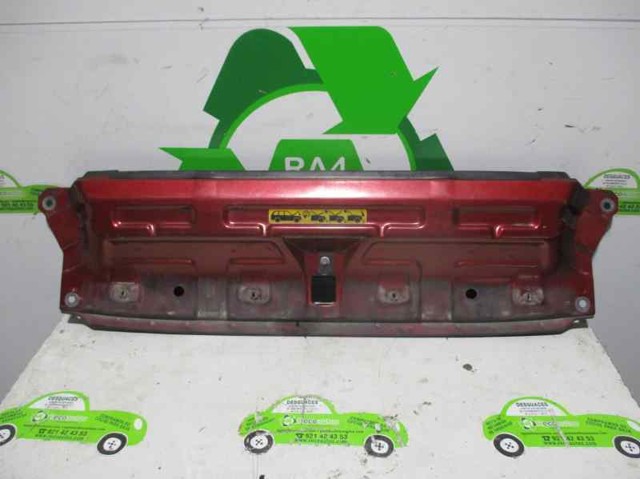 Longarina de chassi dianteira direita LR016841 Land Rover