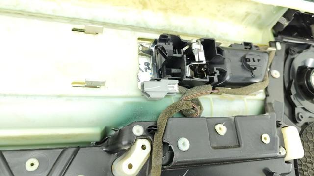 LR016880 LAND ROVER Обшивка (облицовка) внутренняя двери задней правой купить в Сумы