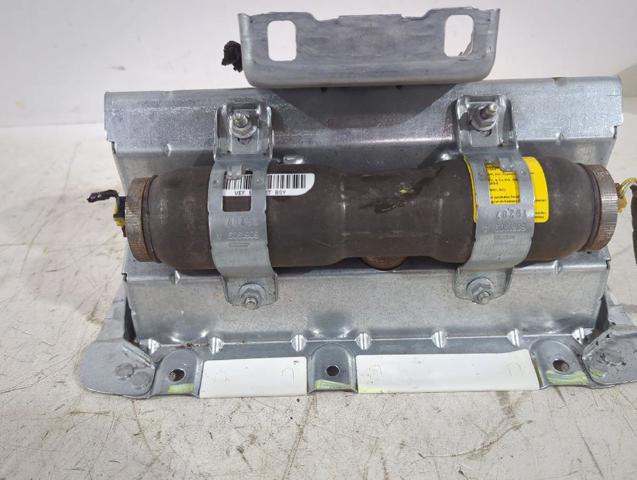 LAND ROVER LR018439 в наличии Черновцы