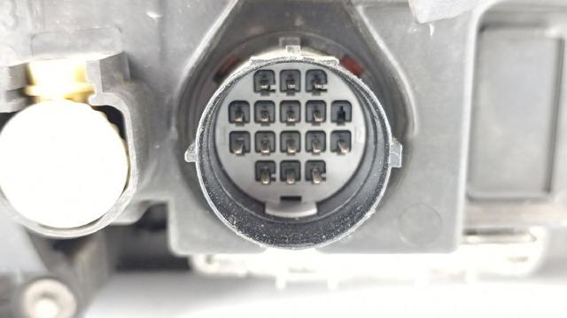 LAND ROVER LR023532 Фара левая в наличии Ужгород