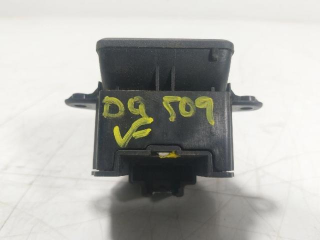LAND ROVER LR025892 в наличии Черновцы