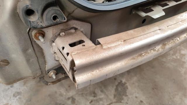 LR026327 Усилитель заднего бампера купить Ирпень