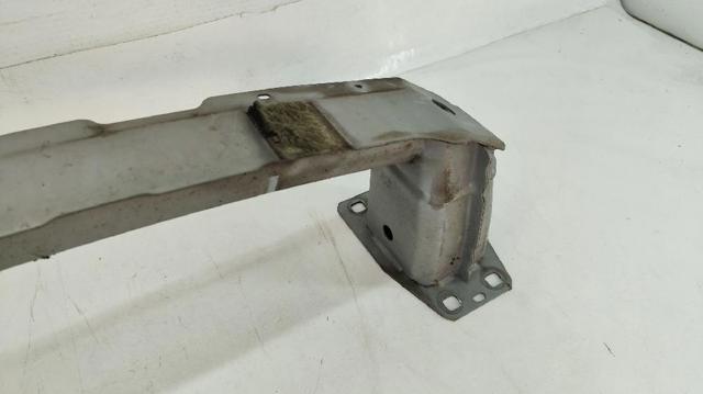 LR026497 LAND ROVER Усилитель переднего бампера купить в Киев