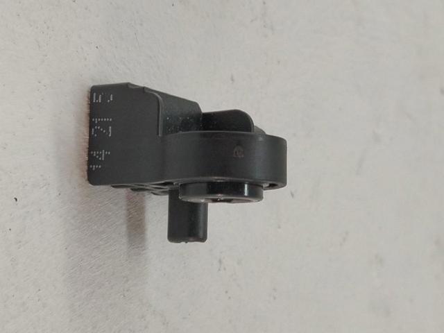 LAND ROVER LR028853 Датчик удара в наличии Кривой Рог