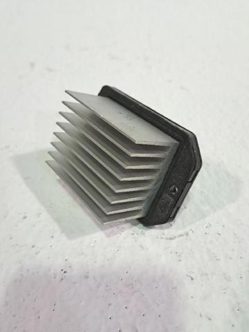 LR031677 Резистор печки купить Одесса