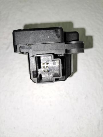 LR041272 LAND ROVER Привод заслонки печки купить в Ужгород