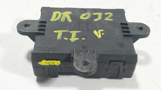 LR044071 LAND ROVER Блок комфорта задней двери купить в Павлоград