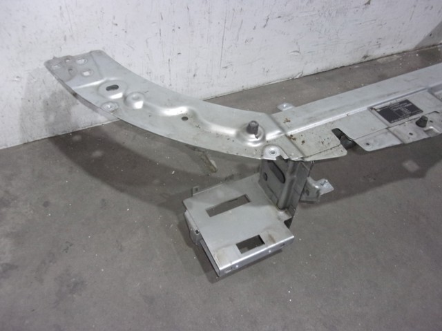 LAND ROVER LR049326 Суппорт радиатора верхний (монтажная панель крепления фар) в наличии Хмельницкий