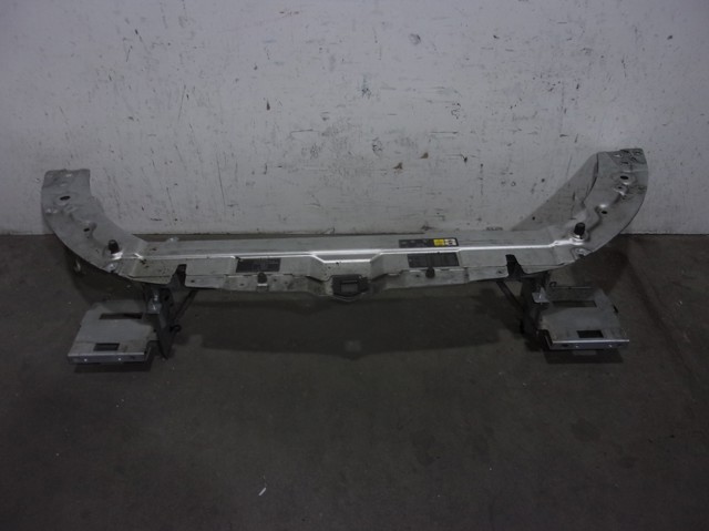 LAND ROVER LR049326 Верхняя рамка радиатора в наличии Житомир