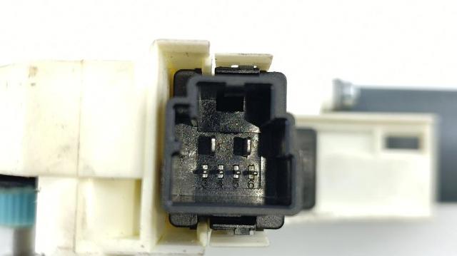 LR052111 LAND ROVER Стеклоподъемник передней правой двери купить в Киев