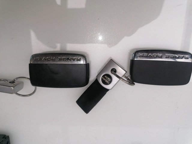 LR068334 LAND ROVER Кнопка старт-стоп купить в Павлоград