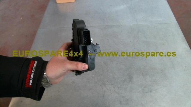 LAND ROVER LR072414 Замок двери задней правой в наличии Харьков