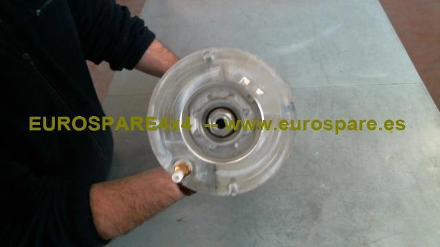 LR072460 LAND ROVER Амортизатор передний левый купить в Павлоград