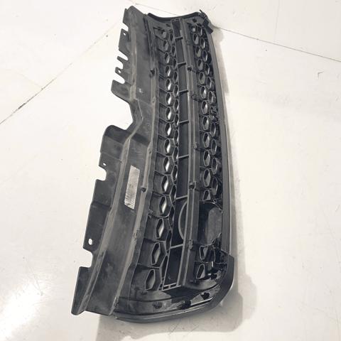 LAND ROVER LR074252 Решетка радиатора в наличии Житомир