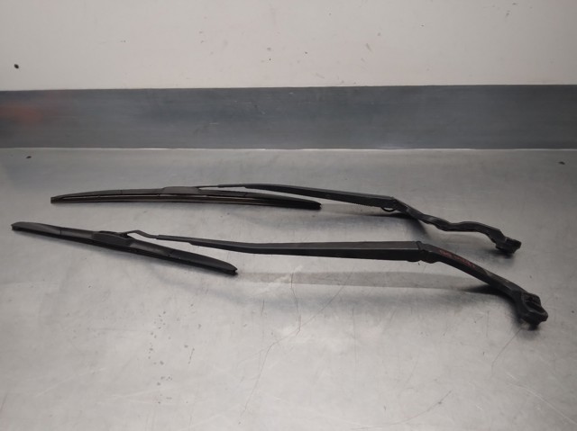 LAND ROVER LR076843 Поводок стеклоочистителя в наличии Винница