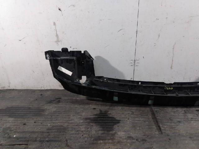 LR094157 LAND ROVER Кронштейн бампера переднего центральный купить в Ужгород