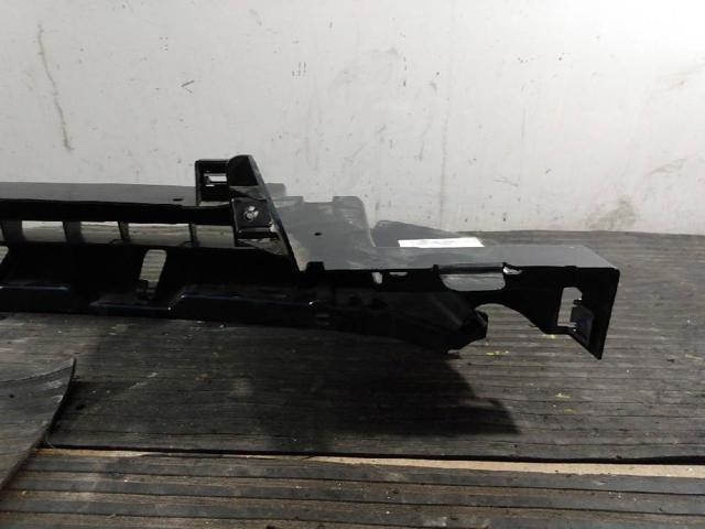 LAND ROVER LR094157 Кронштейн бампера переднего центральный в наличии Павлоград