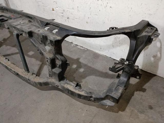 LAND ROVER LR107795 Рамка радиатора в наличии Полтава