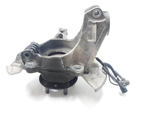LR109400 LAND ROVER Цапфа (поворотный кулак) передний левый купить в Николаев
