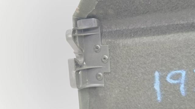 LR117464 LAND ROVER Полка салона задняя купить в Ровно