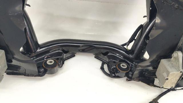 LR134907 LAND ROVER Балка задней подвески (подрамник) купить в Ирпень