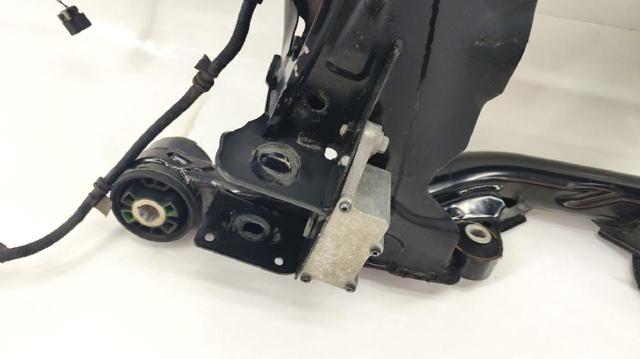 LR134907 LAND ROVER Подрамник задний купить в Днепр