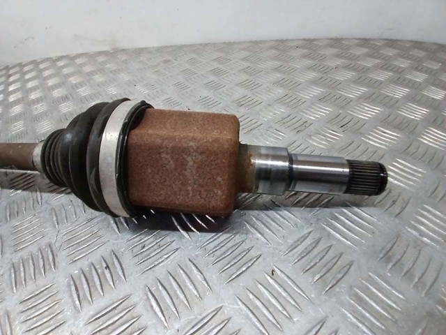FORD LX673B437MAD Полуось (привод) передняя левая в наличии Чернигов
