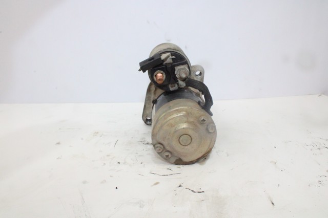 M000T81284 MITSUBISHI Стартер купить в Чернигов