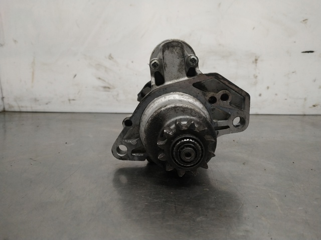 M008T71371 NISSAN Стартер купить в Украина