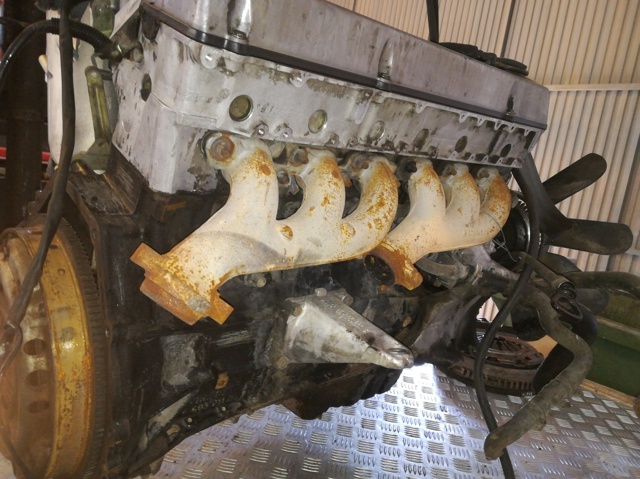 Motor montado Mercedes E T124