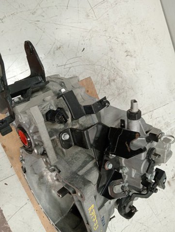 M5CF1 HYUNDAI КПП купить в Киев