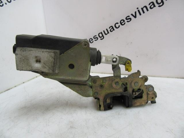 M806387 MITSUBISHI Замок двери задней правой купить в Ужгород