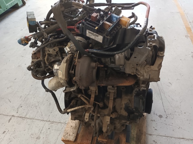 M9R744 Двигатель в сборе купить Кривой Рог