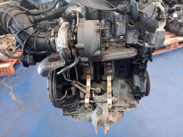 M9RA7 RENAULT Головка блока цилиндров (ГБЦ) купить в Винница