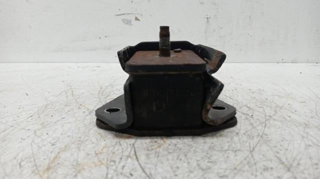 MITSUBISHI MB007023 Подушка (опора) двигателя левая/правая в наличии Черновцы