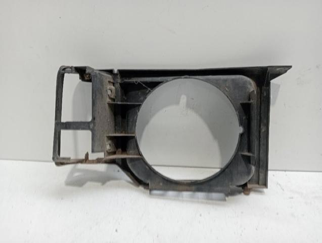 MB377401 MITSUBISHI Рамка (облицовка) фары левой купить в Днепр