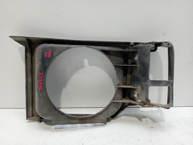 MB377402 MITSUBISHI Рамка (облицовка) фары правой купить в Полтава