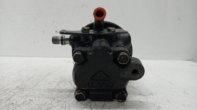 MITSUBISHI MB501385 Насос ГУР в наличии Ужгород