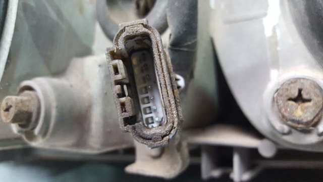 MB597511 MITSUBISHI Левая фара купить в Кривой Рог