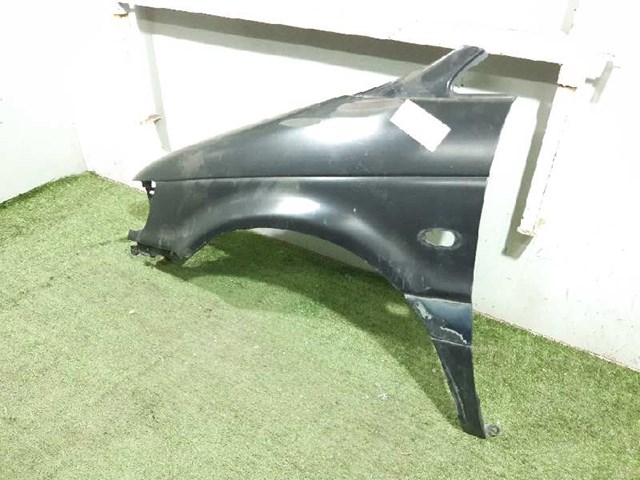 MB637975 Крыло переднее левое купить Николаев