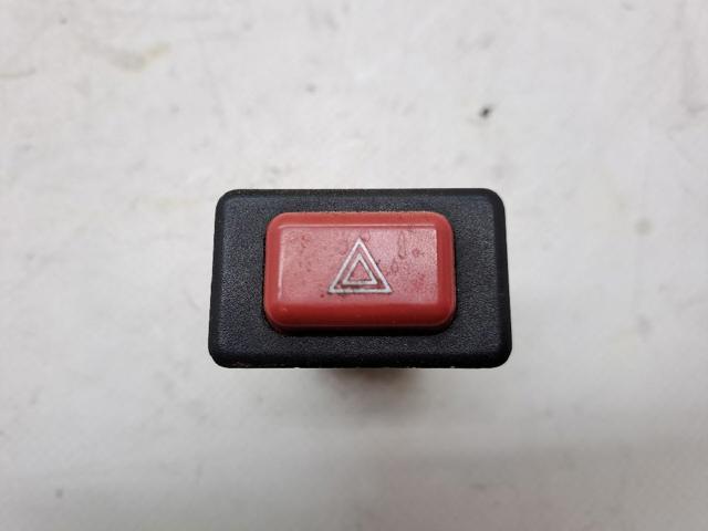 MITSUBISHI MB652291 Кнопка аварийки в наличии Львов