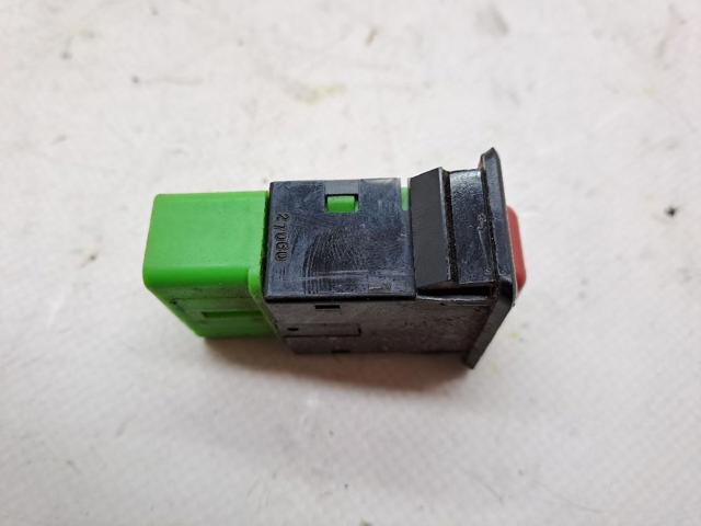 MB652291 MITSUBISHI Кнопка включения аварийного сигнала купить в Николаев