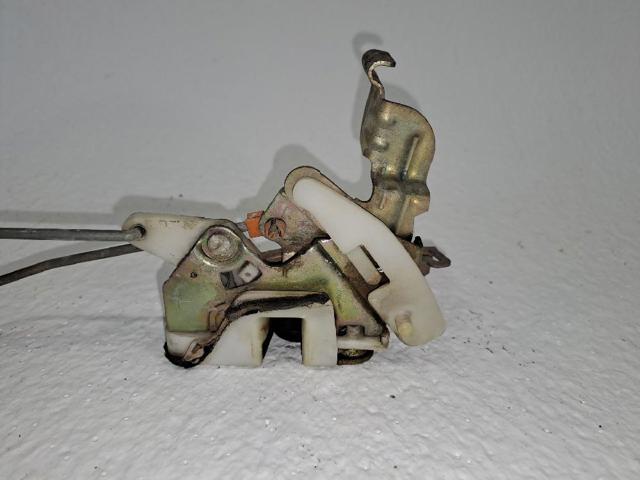 MB669725 MITSUBISHI Замок двери задней левой купить в Днепр