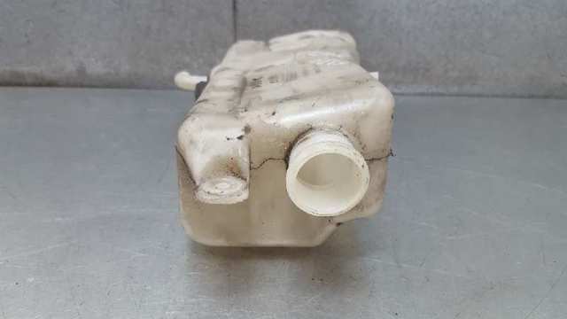 MB683930 MITSUBISHI Бачок омывателя стекла купить в Ужгород