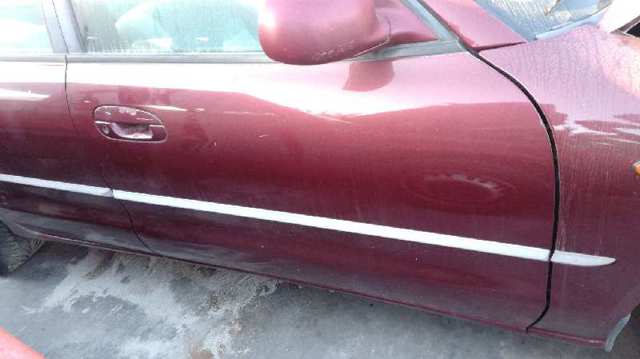 MB861828 MITSUBISHI Дверь передняя правая купить в Николаев