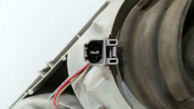 MB880330 MITSUBISHI Правая фара купить в Полтава