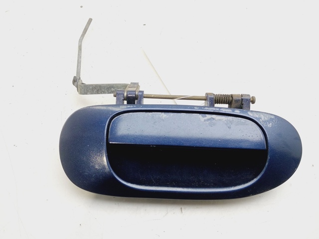 Maçaneta externa direita da porta traseira MB927768 Mitsubishi