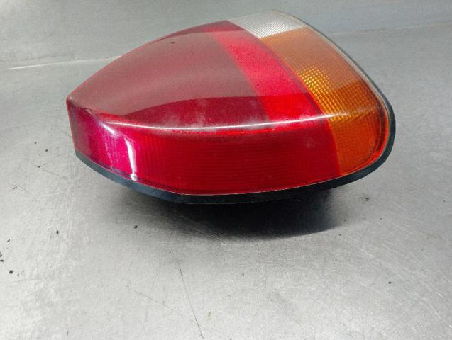 MB944543 MITSUBISHI Фонарь задний левый внешний купить в Николаев
